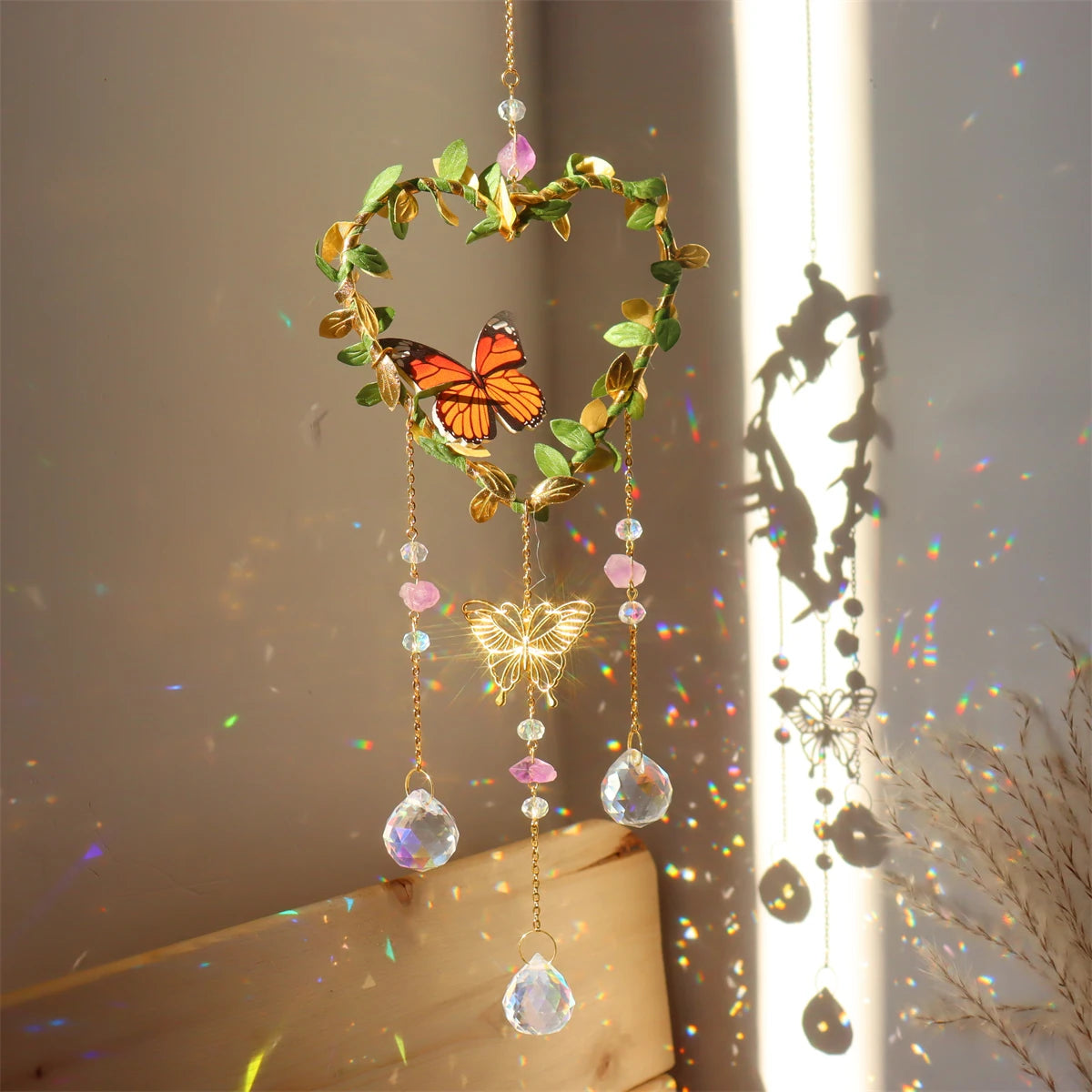 New Style Star Moon Crystal Wind Chime Butterfly Hanging Rainbow Chaser Diamond Prisms Pendant Dream Catcher Home Garden Decor